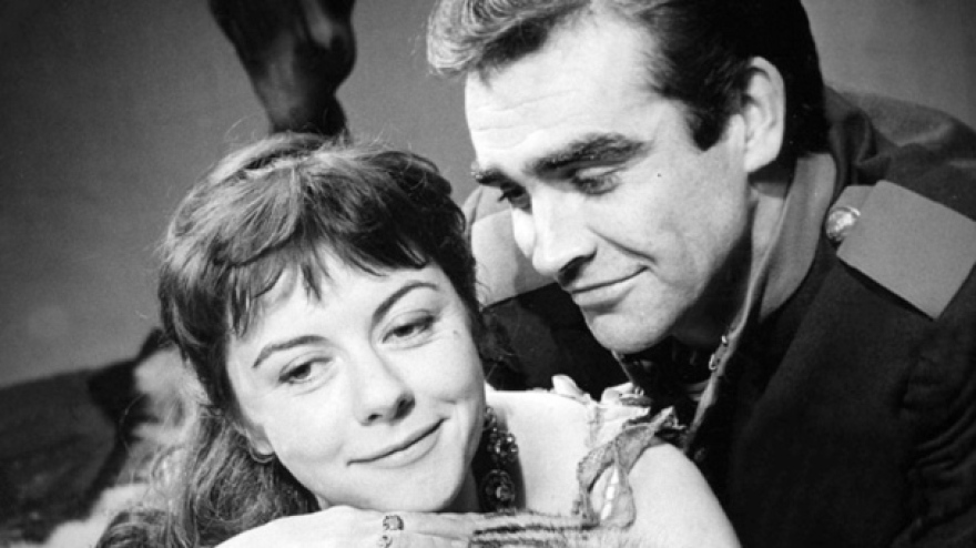 Σον Κόνερι: Είχε δώσει το πρώτο gay φιλί στην ιστορία της βρετανικής τηλεόρασης