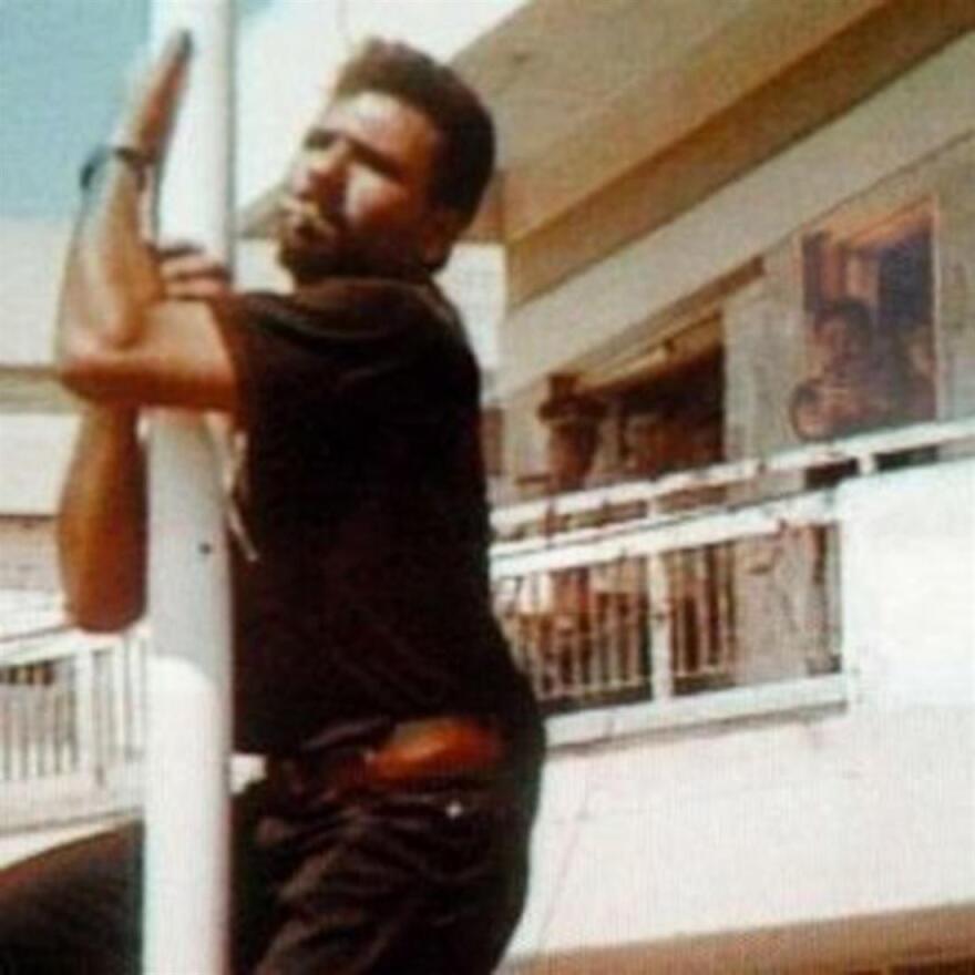 Η φωτογραφία του Ερντογάν με τον δολοφόνο του Σολωμού 