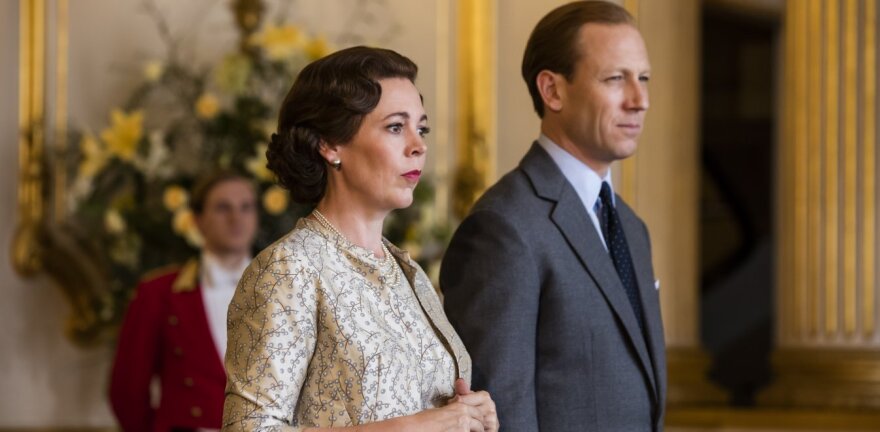 The Crown, 4ος κύκλος: Ο παράνομος έρωτας του «Φρεντ» και της «Γκλάντις»