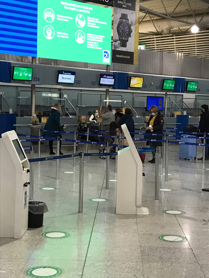 Κορωνοϊός - Μεγαλώνει το «κίνημα» της αλληλεγγύης: Γιατροί και νοσηλευτές απ' όλη την Ελλάδα ταξιδεύουν στη Θεσσαλονίκη