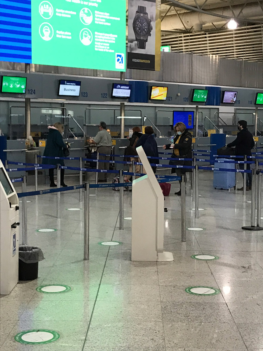 Κορωνοϊός - Μεγαλώνει το «κίνημα» της αλληλεγγύης: Γιατροί και νοσηλευτές απ' όλη την Ελλάδα ταξιδεύουν στη Θεσσαλονίκη