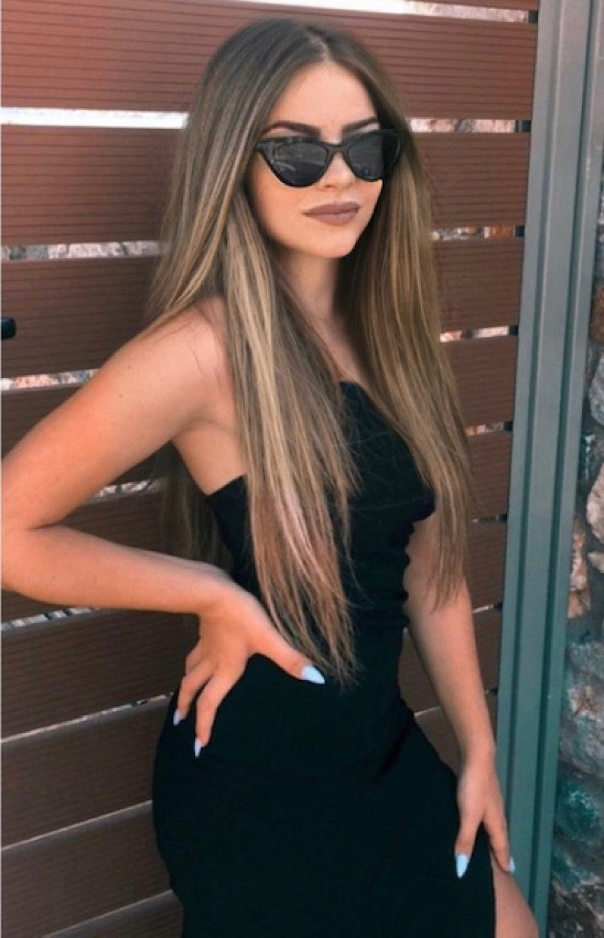 «Η τέλεια ομορφιά»: Οι κόρες στρατιωτικού από τη Χαλκίδα που κατέκτησαν το παιδικό modeling 