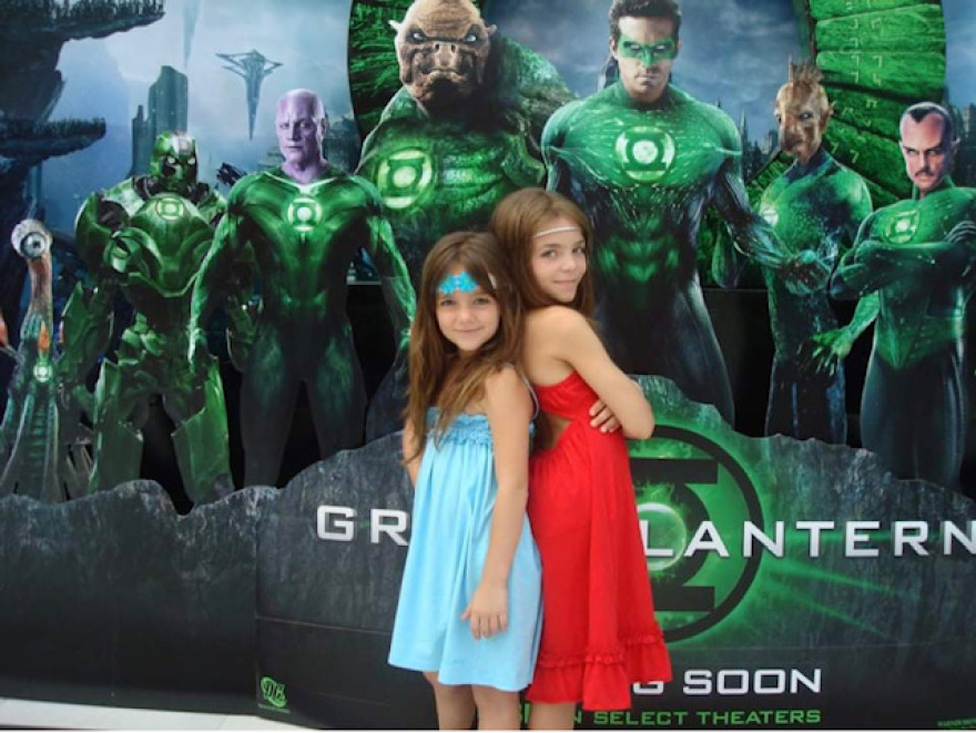 «Η τέλεια ομορφιά»: Οι κόρες στρατιωτικού από τη Χαλκίδα που κατέκτησαν το παιδικό modeling 