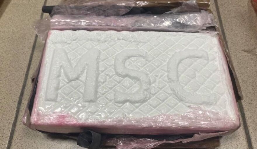 Η ΕΛ.ΑΣ. εξάρθρωσε διεθνές καρτέλ ναρκωτικών - Βρήκαν σε Πειραιά και Κουκάκι 250 κιλά κοκαΐνης