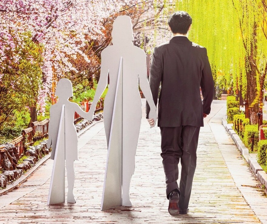 Μόνοι στην καραντίνα; Νοικιάστε πατέρα, σύντροφο ή και ολόκληρη οικογένεια!