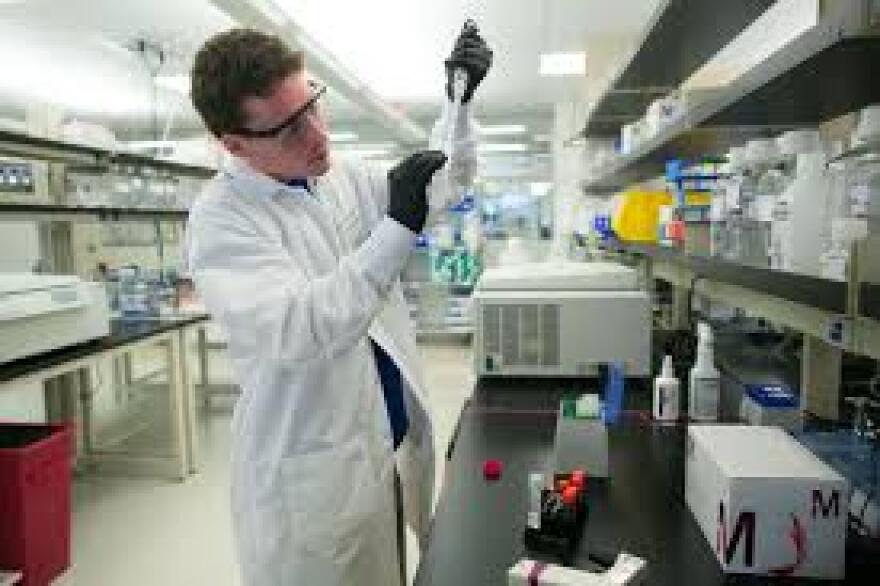 Στεφάν Μπανσέλ: Το δύστροπο αφεντικό της Moderna που την οδήγησε στον θρίαμβο