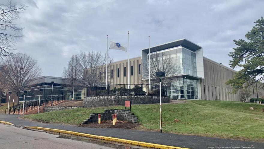 Στεφάν Μπανσέλ: Το δύστροπο αφεντικό της Moderna που την οδήγησε στον θρίαμβο