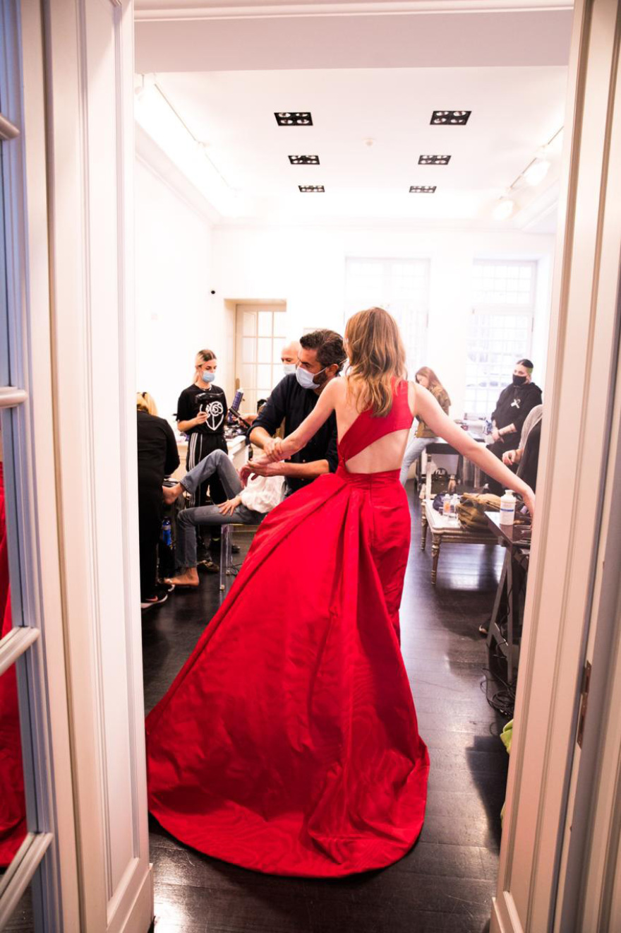 Σήλια Κριθαριώτη: Η απόλυτη σταρ της ελληνικής μόδας ενισχύει την Athens Xclusive Designers Week