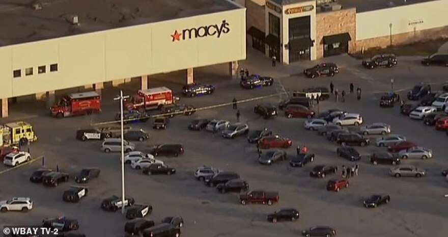 ΗΠΑ: Συνελήφθη 15χρονος για την ένοπλη επίθεση με 8 τραυματίες σε εμπορικό στο Ουισκόνσιν (βίντεο)