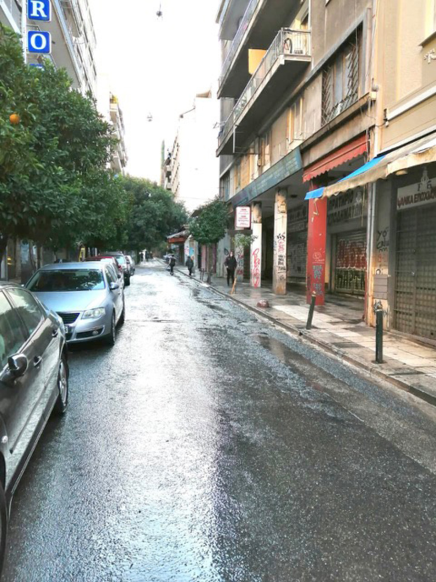 Δήμος Αθηναίων: Μεγάλη δράση καθαρισμού - απολύμανσης περιμετρικά της Ομόνοιας