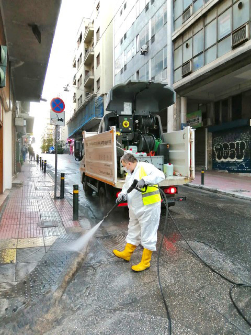 Δήμος Αθηναίων: Μεγάλη δράση καθαρισμού - απολύμανσης περιμετρικά της Ομόνοιας