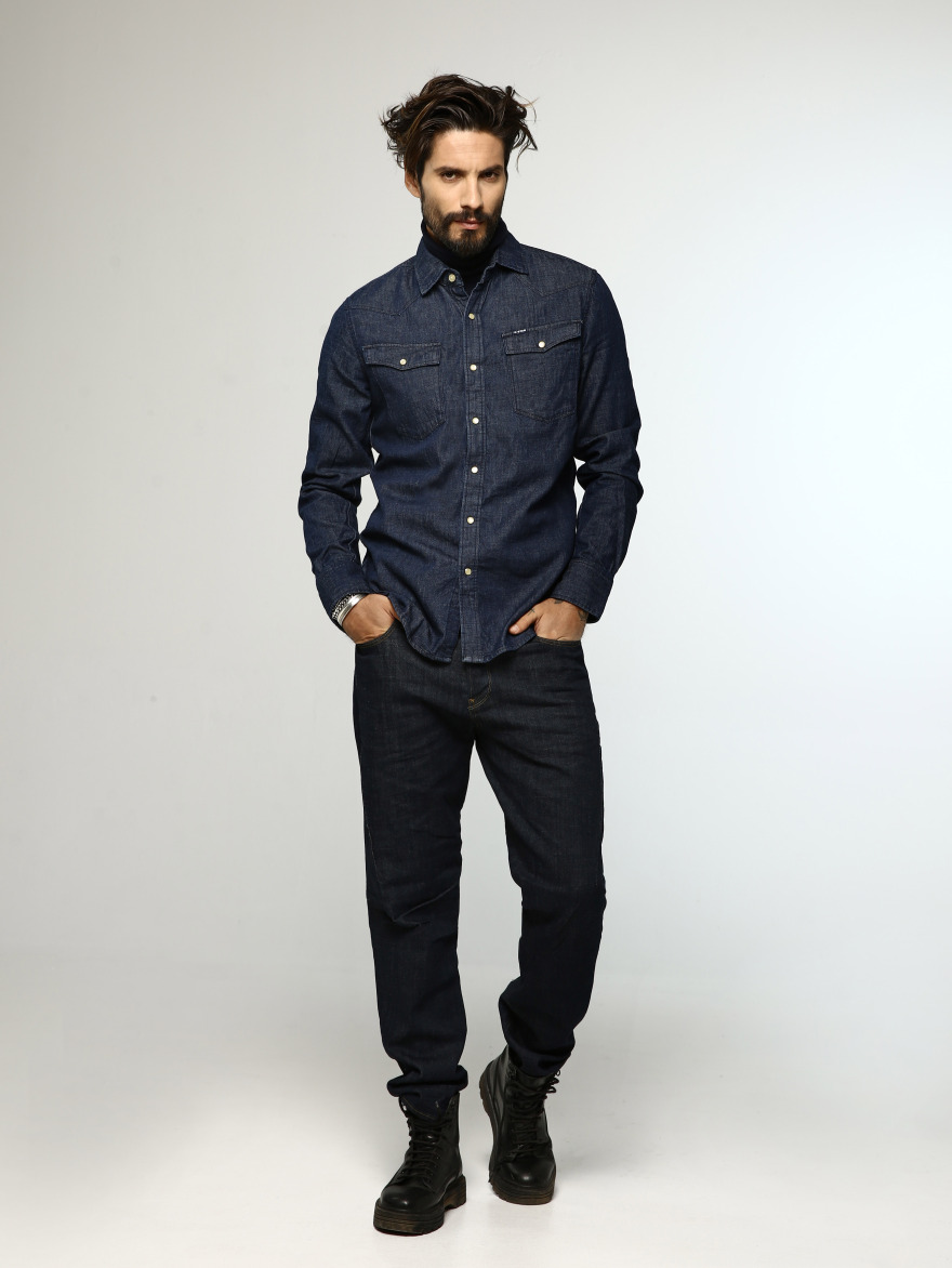 Η πιο hot τάση της αντρικής μόδας στα jeans