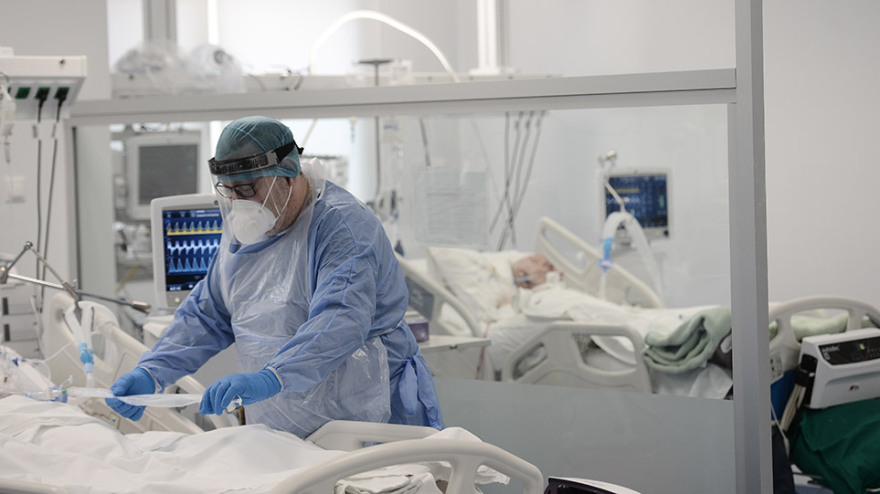 Μέσα στη ΜΕΘ του «Σωτηρία»: «_πάρε ανάσα!  _πας καλά, μη φοβάσαι! »