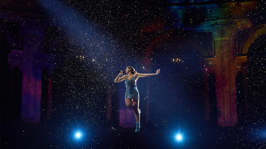 Αμερικανικά Μουσικά Βραβεία: Το ρεκόρ της Τέιλορ Σουίφτ, ο μπανταρισμένος Weeknd και η σαγηνευτική Τζένιφερ Λόπεζ