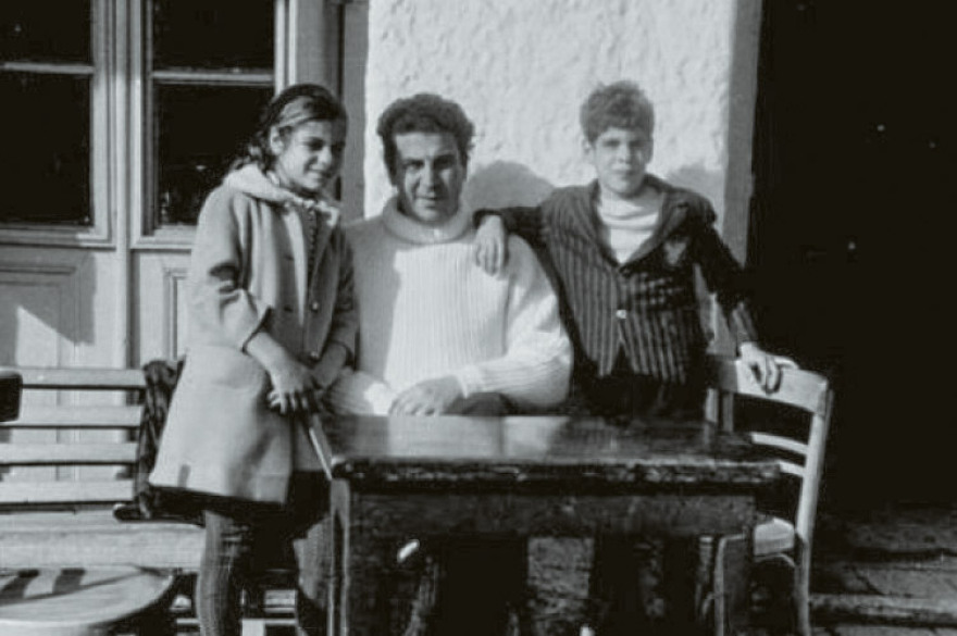 Μαργαρίτα και Γιώργος Θεοδωράκης: Τα παιδιά του Μίκη - Αλήθειες και ψέματα