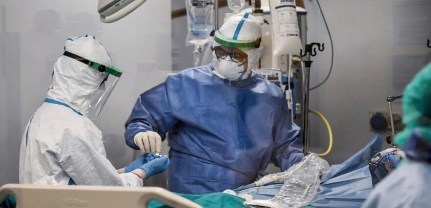 Κορωνοϊός: Στα πρόθυρα κατάρρευσης τα νοσοκομεία των Βαλκανίων