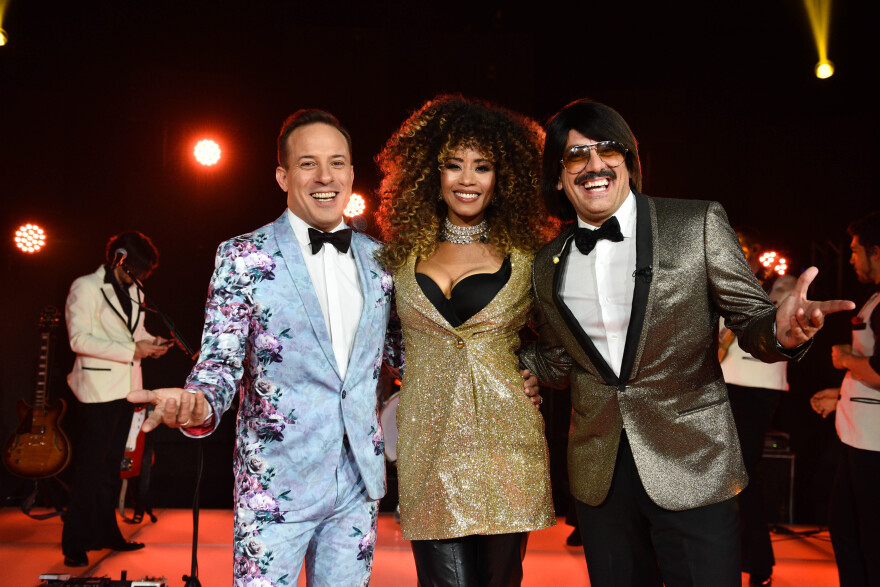 «Σπίτι με το MEGA»: Πάρτε μία γεύση από το αυριανό ραντεβού με τον Toni Sfino