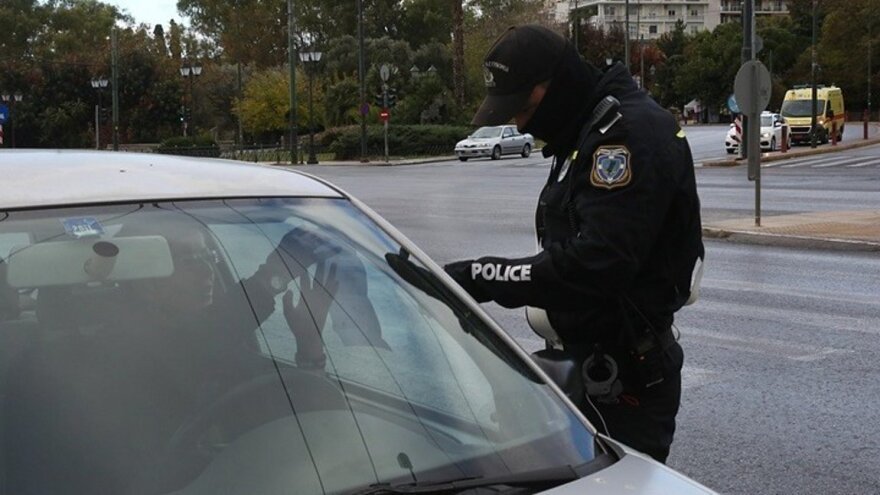 Κορωνοϊός: Αργεί η άρση του lockdown - Χριστούγεννα με αυστηρούς περιορισμούς