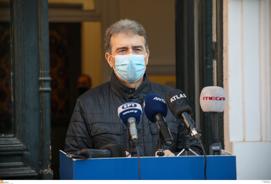 Κορωνοϊός: Πυρετός σχεδίων για τα  κορωνο-Χριστούγεννα - Πότε θα ληφθούν οι αποφάσεις