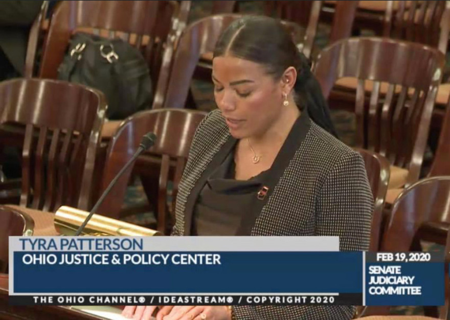 Τάιρα Πάτερσον: Η βαρυποινίτισσα που παραθέτει... σεμινάρια Ποινικού Δικαίου