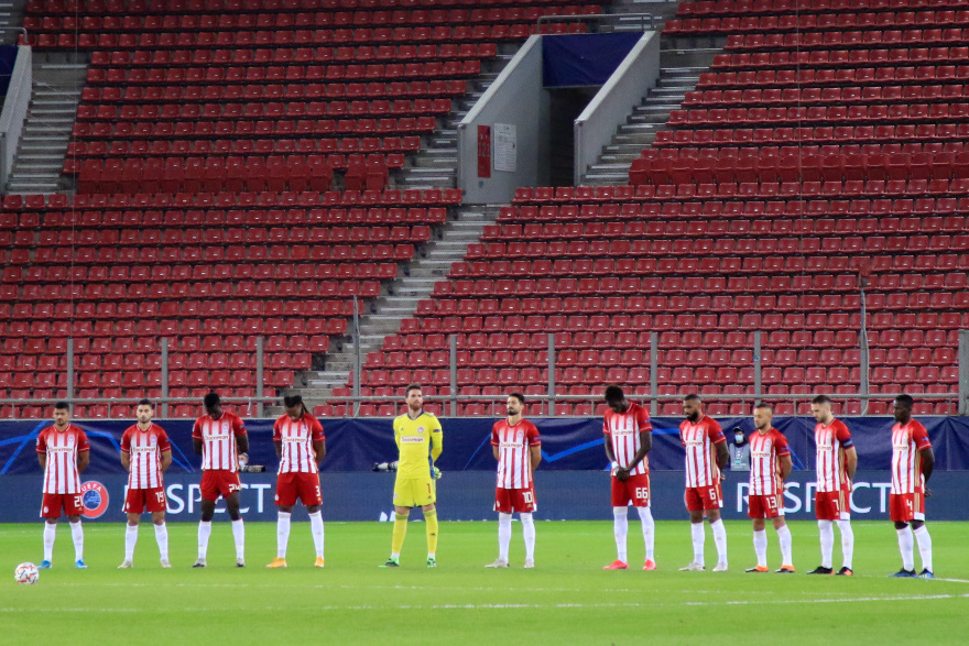 Ντιέγκο Mαραντόνα: Ενός λεπτού σιγή στο «Γ. Καραϊσκάκης» πριν από το Ολυμπιακός-Σίτι