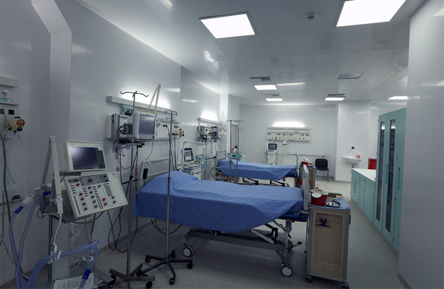 Κορωνοϊός: Στα πρόθυρα κατάρρευσης τα νοσοκομεία των Βαλκανίων