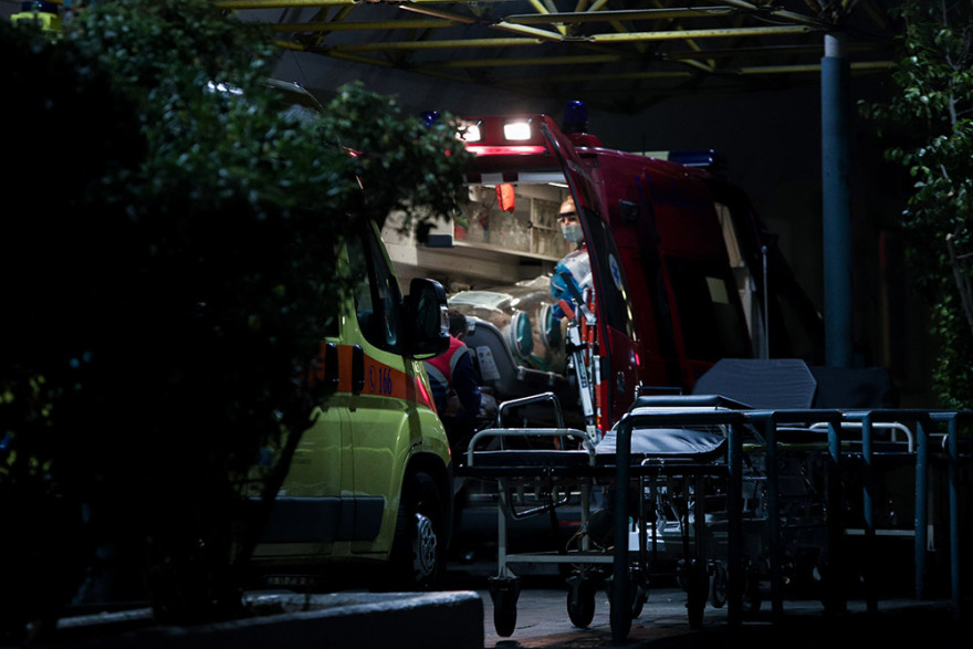 Αεροδιακομιδής ασθενών: Σε νοσοκομεία της Αθήνας οι τρεις ασθενείς