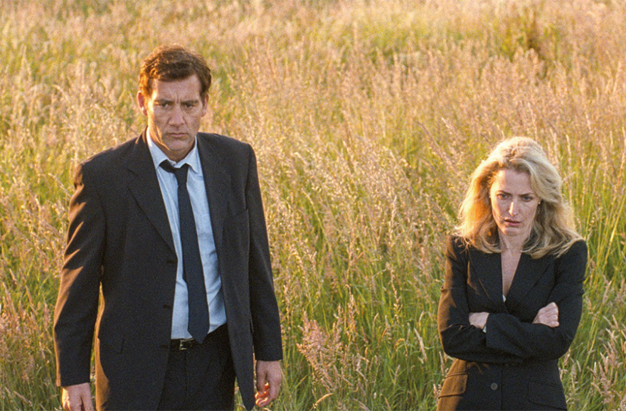 Τζίλιαν Αντερσον: Τo αληθινό πρόσωπο της «Θάτσερ»