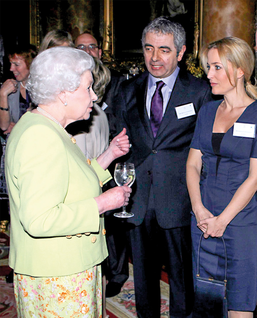 Τζίλιαν Αντερσον: Τo αληθινό πρόσωπο της «Θάτσερ»