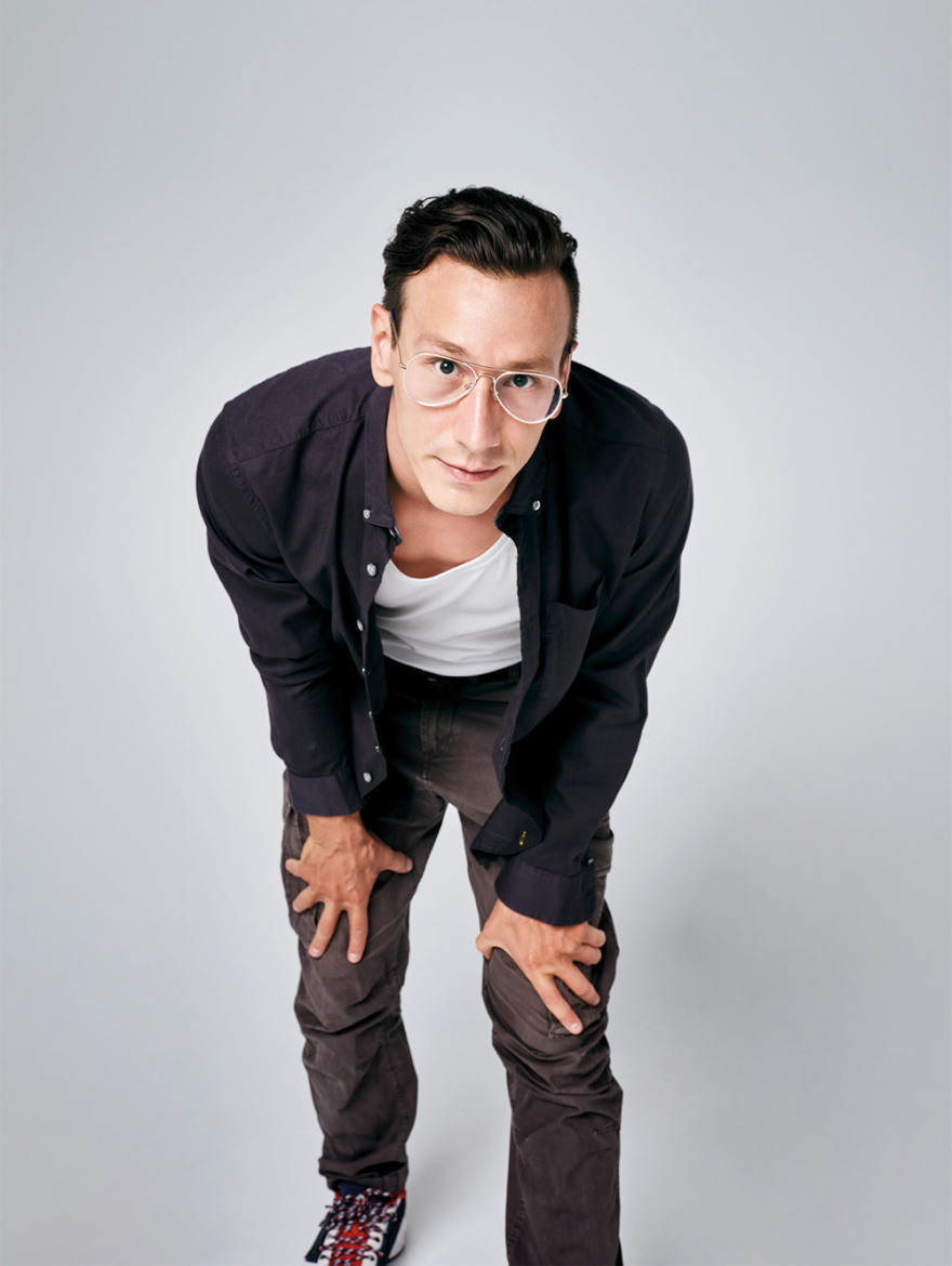 Μιχάλης Σαράντης: «Το θέατρο είναι σαν το ποδόσφαιρο»