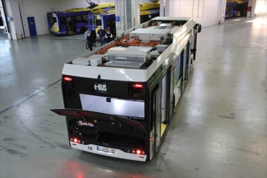 Στους δρόμους της Αθήνας ηλεκτρικό λεωφορείο - Ποιο δρομολόγιο πραγματοποίησε δοκιμαστικά