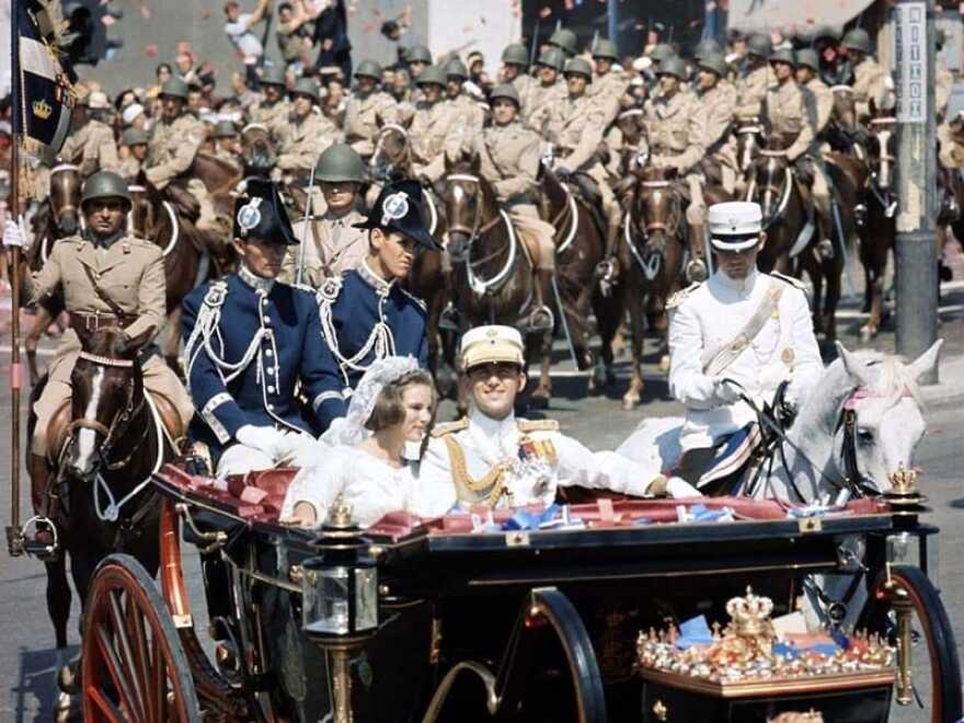 Κτήμα Τατοΐου: Οι βασιλικές άμαξες, οι Rolls Royce και τα φορέματα της Φρειδερίκης