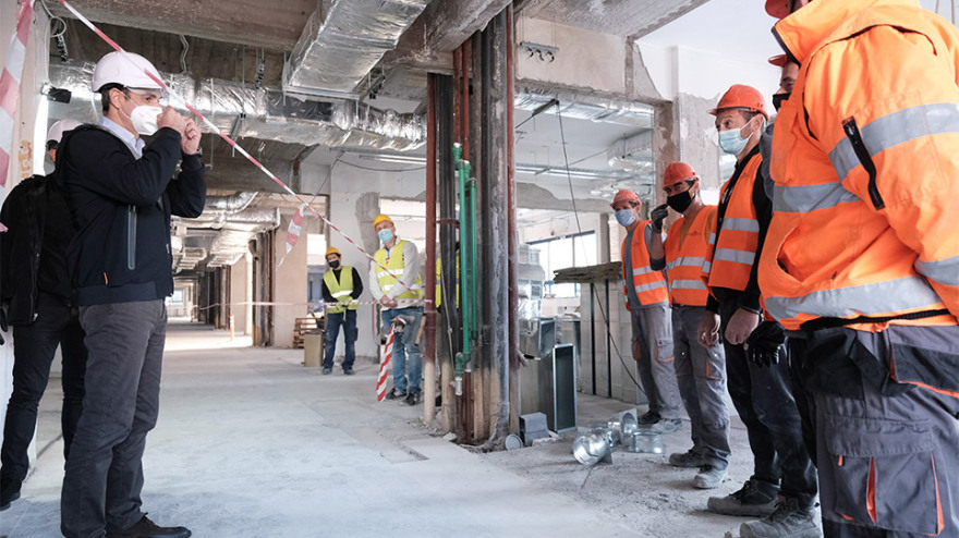 Μητσοτάκης: Μειώνεται το ιικό φορτίο στη Βόρεια Ελλάδα - Δωρεάν και όχι υποχρεωτικό το εμβόλιο