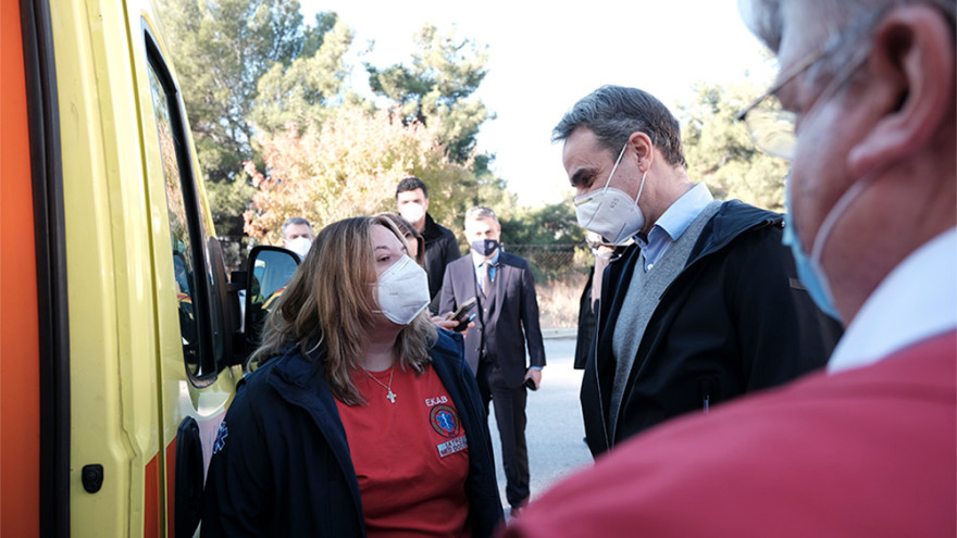 Μητσοτάκης: Μειώνεται το ιικό φορτίο στη Βόρεια Ελλάδα - Δωρεάν και όχι υποχρεωτικό το εμβόλιο