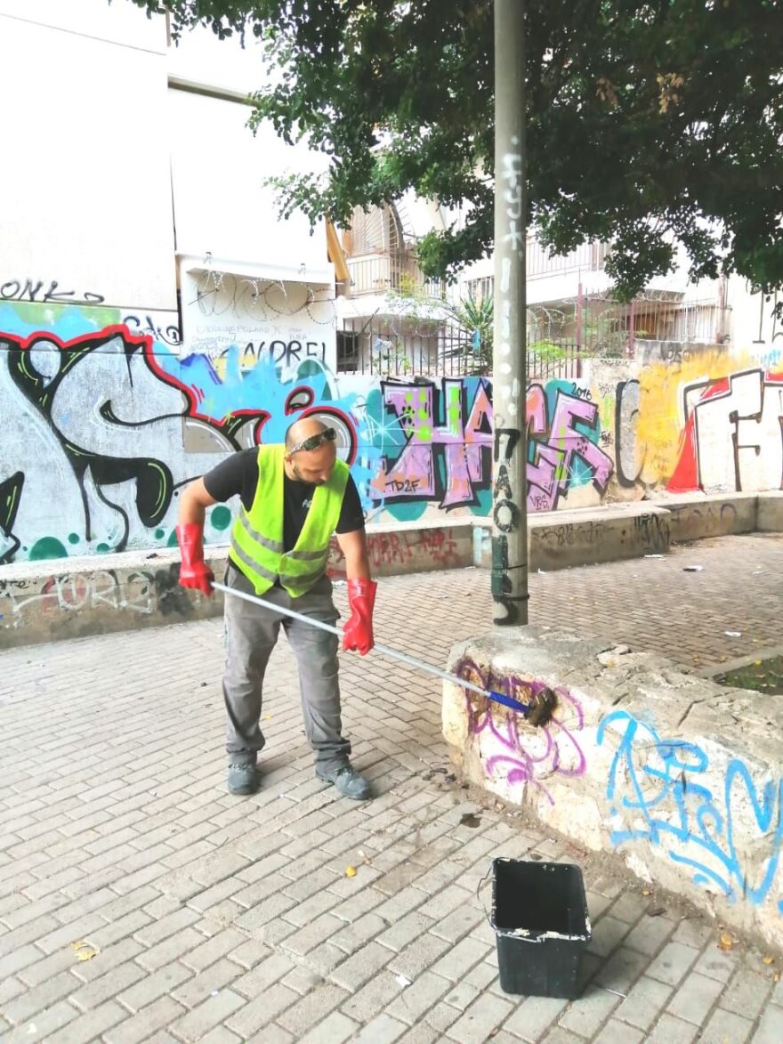 Δήμος Αθηναίων: Επιχείρηση αντιγκράφιτι σε Ακαδημία Πλάτωνος και Κολωνό
