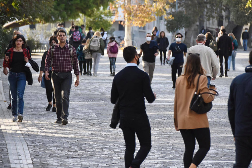 Ο καλός καιρός οδήγησε τους Αθηναίους στη  «μετακίνηση 6»  – Δείτε φωτογραφίες