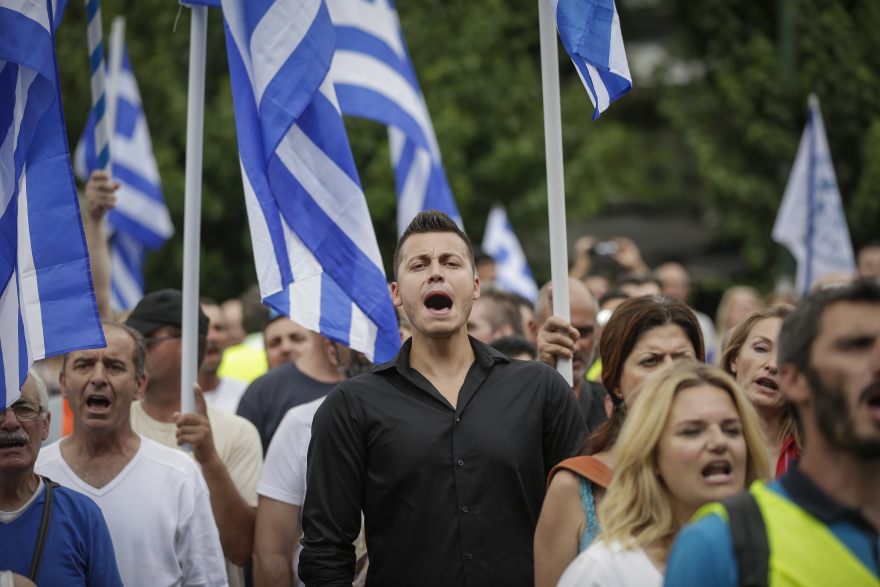 Αρτέμης Σώρρας: Από «Μίστερ Πελοπόννησος»... εθνικός παραμυθατζής 