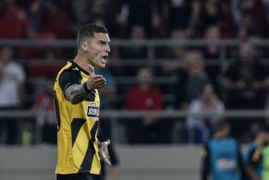 Ο Βράνιες «πετσοκόβει» την Καρλέουσα: «Είναι απελπισμένη, είμαι με νεότερη και καλύτερη» - Δείτε την Καταρίνα Γκρούγιτς