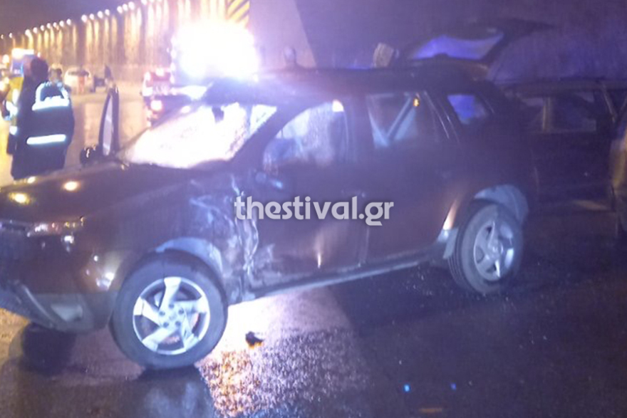Θεσσαλονίκη: Καραμπόλα οχημάτων σε τούνελ της Τούμπας- Δείτε φωτογραφίες