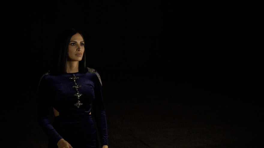 Λένα Ζευγαρά: Βίντεο και φωτογραφίες από το νέο της clip, πριν κυκλοφορήσει