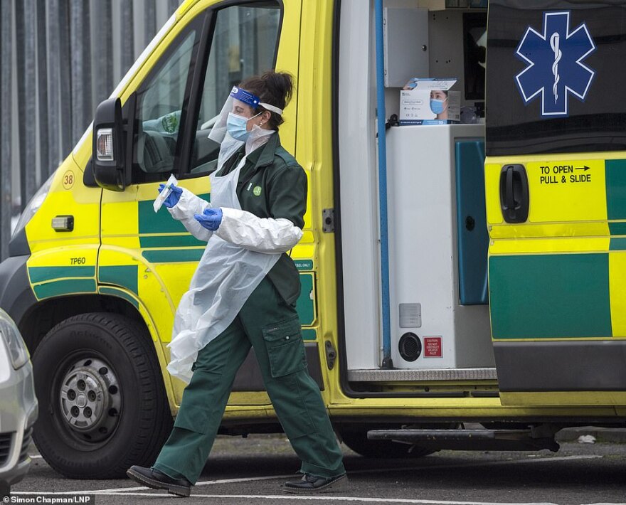 Επιχείρηση Πανάκεια στη Βρετανία: Η λίστα με τα 50 νοσοκομεία που θα διανεμηθεί το εμβόλιο της Pfizer 