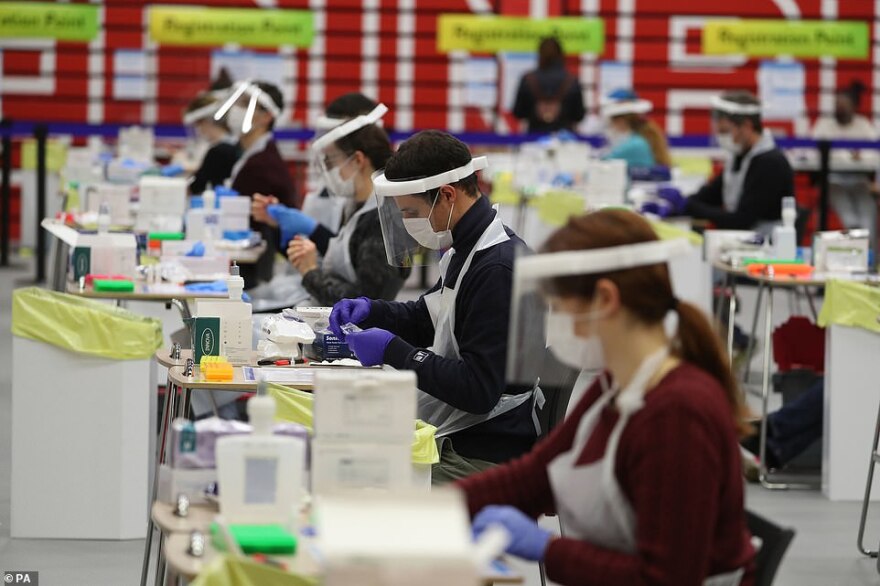 Επιχείρηση Πανάκεια στη Βρετανία: Η λίστα με τα 50 νοσοκομεία που θα διανεμηθεί το εμβόλιο της Pfizer 