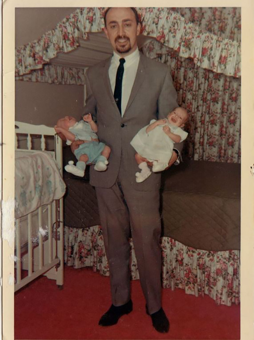 Μάικλ Θίβις: Ο Έλληνας που «χιόνισε» με πορνό την Αμερική