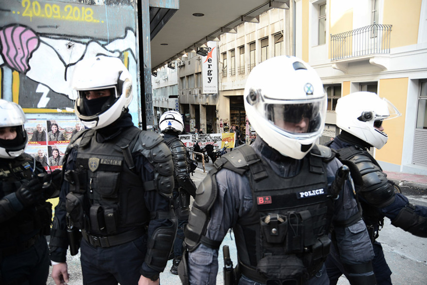 Επέτειος Γρηγοροπουλου: Προσαγωγές στα Εξάρχεια - Μπλόκο της ΕΛΑΣ σε συγκέντρωση