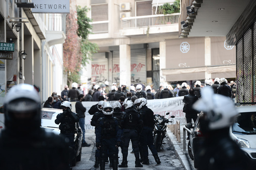 Επέτειος Γρηγοροπουλου: Προσαγωγές στα Εξάρχεια - Μπλόκο της ΕΛΑΣ σε συγκέντρωση