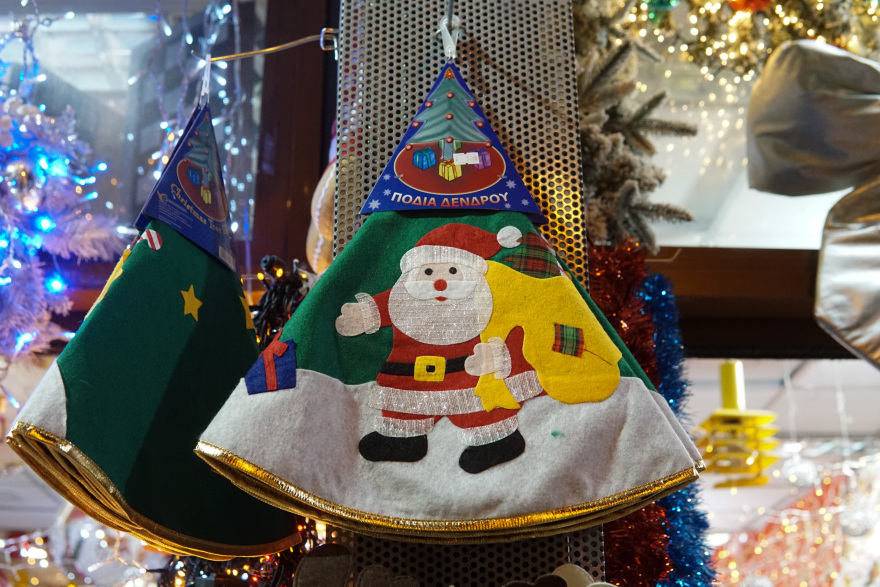 Κορωνοϊός: Οδηγός επιβίωσης για τα φετινά Χριστούγεννα - Όλα τα μέτρα μέχρι τις 7 Ιανουαρίου