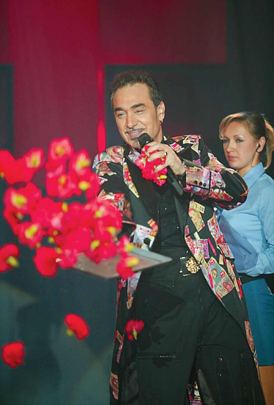 Νότης Σφακιανάκης: Μια ιλιγγιώδης διαδρομή 30 χρόνων που συζητήθηκε πολύ