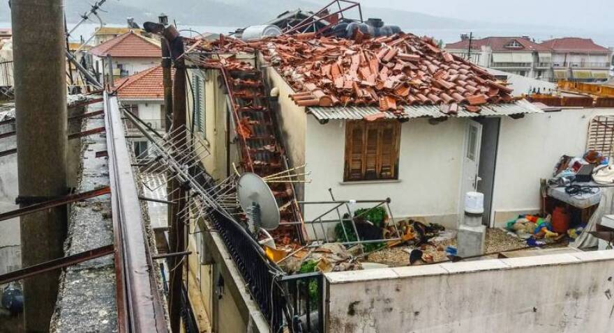 Καιρός: Καταστροφές στη δυτική Ελλάδα από την κακοκαιρία - Δείτε φωτογραφίες από Τζουμέρκα - Αστακό 