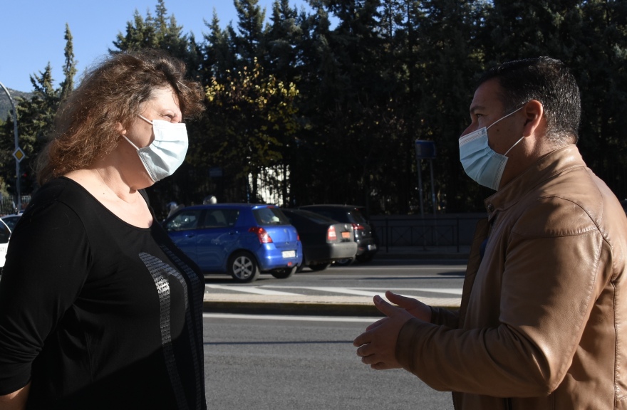 Κορωνοϊός - Η απίστευτη ιστορία της νοσηλεύτριας από το Σωτηρία: Διασωληνώθηκε, επέζησε και επέστρεψε στον θάλαμο Covid 