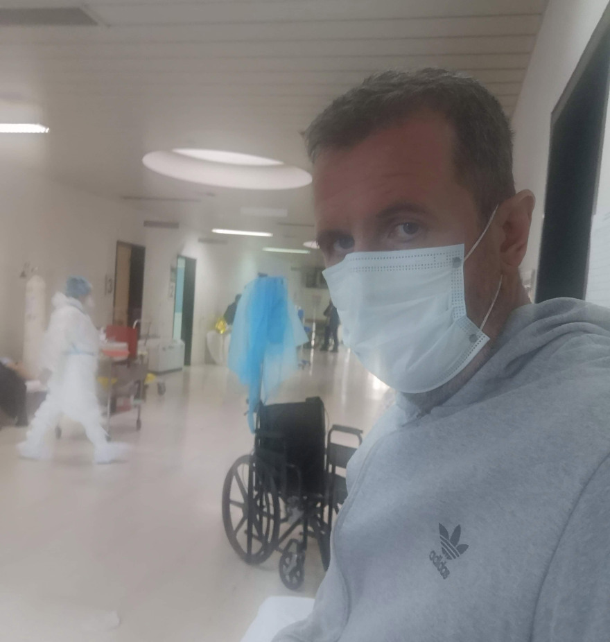 Κορωνοϊός - Εξομολόγηση-σοκ: «Ανέβηκα την ανηφόρα που οδηγούσε στις πύλες της κολάσεως»